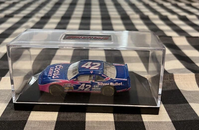 Action platinum 1:64 Kyle Petty #42 COOR’S LIGHT 1996 Pink & Blue NASCAR 1/5004 - Image 1 of 4