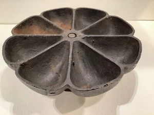 Cast Iron Star Nail Cup Carousel Rotating Caddy Roughly 9 1/2" Diameter - Picture 1 of 7