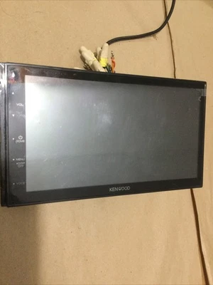 Radio AM/FM Kenwood DMX4707S de repuesto usada Foto 1 de 4