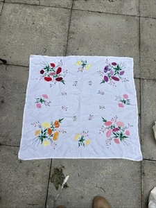 Vintage Embroidered Cotton Linen Tablecloth 32” Square Flowers Summer Picnic - Picture 1 of 6