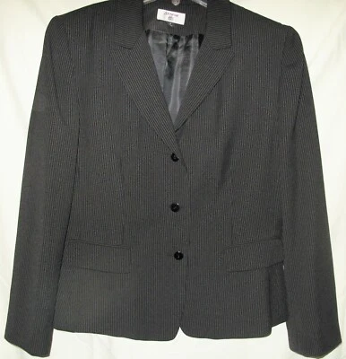 Traje Falda Stresa Negro con Rayas Blancas, Talla 16 Foto 1 de 4