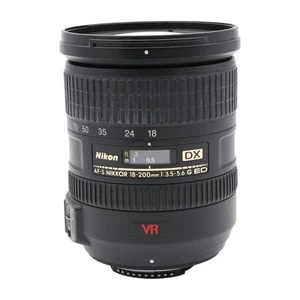 Nikon AF-S DX VR Zoom-Nikkor ED 18-200mm F3.5-5.6G IF Lens - Picture 1 of 7
