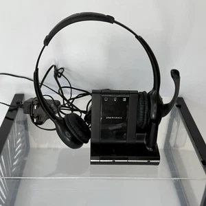 Plantronics WO2A Wireless Stereo Headset mit Dockingstation, Ladegerät, USB-Kabel - Bild 1 von 22