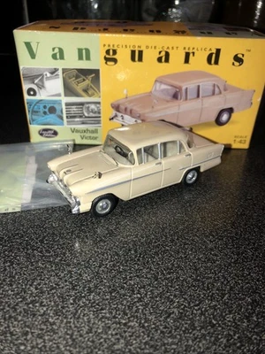 VANGUARDS 1/43 VA38004 VAUXHALL VICTOR SHANTUNG BEIGE Foto 1 de 4