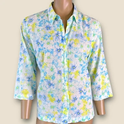 Talbots Vintage Floral Button Up Shirt 3/4 Sleeves Size M Lightweight Cotton USA - Image 1 of 4