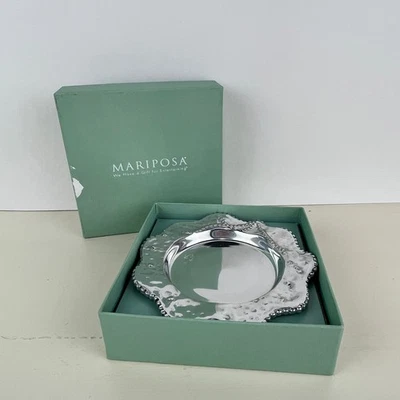 Plato de baratija posavasos de vino de aluminio fundido Mariposa Foto 1 de 4