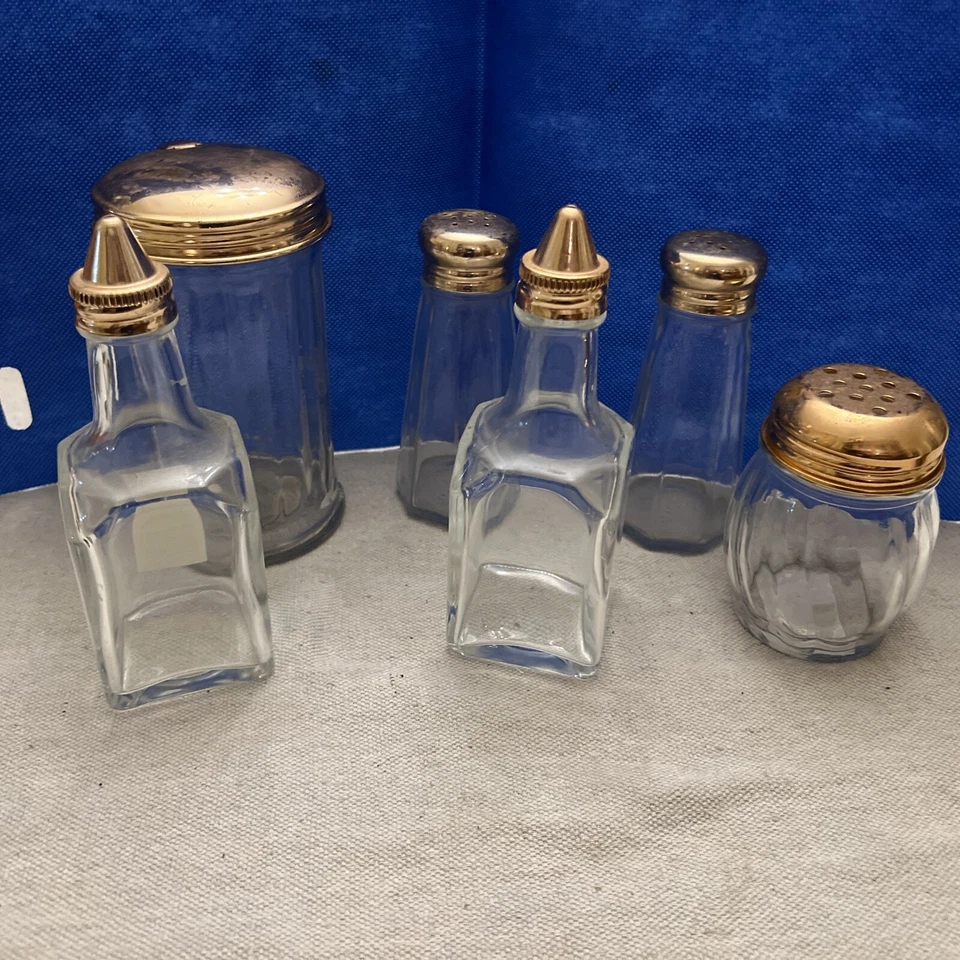 Juego de 6 piezas Gemco EE. UU. Aceite Vinagre Sal Pimienta Azúcar Vidrio Transparente Cobre Metal Tapa Foto 1 de 4