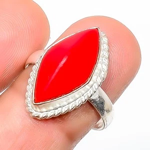 Anillo de joyería enchapado en plata con piedras preciosas de coral rojo s.8.5 TR7508-68 Foto 1 de 3