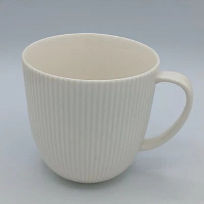 Taza Ikea 12 OZ porcelana acanalada blanca 20726 Foto 1 de 4