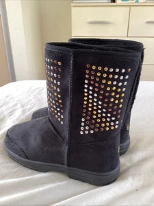 F&S Black Fleece Lined Boots With Coloured Stud Design NEW Size 6 / 39 - Picture 1 of 5