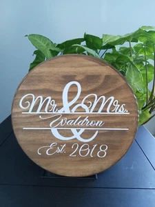 Wedding sign, Mr And Mrs 12 Inches Round, Customized With Names - Picture 1 of 1