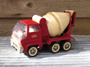 ๐ฅ Vintage Tonka ~ Cement Truck ~ USA MADE ~ Pressed STEEL ~ USED ๐ฅ - Picture 1 of 9