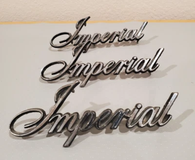 Chrysler Imperial 1966 1967 1968 emblemas de adorno de maletero 2579426 (tres) Foto 1 de 4