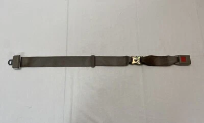 OEM 1998-2001 Subaru Impreza Cinturón de seguridad central Hebilla Trasero Medio Derecho Derecha Beige Foto 1 de 4