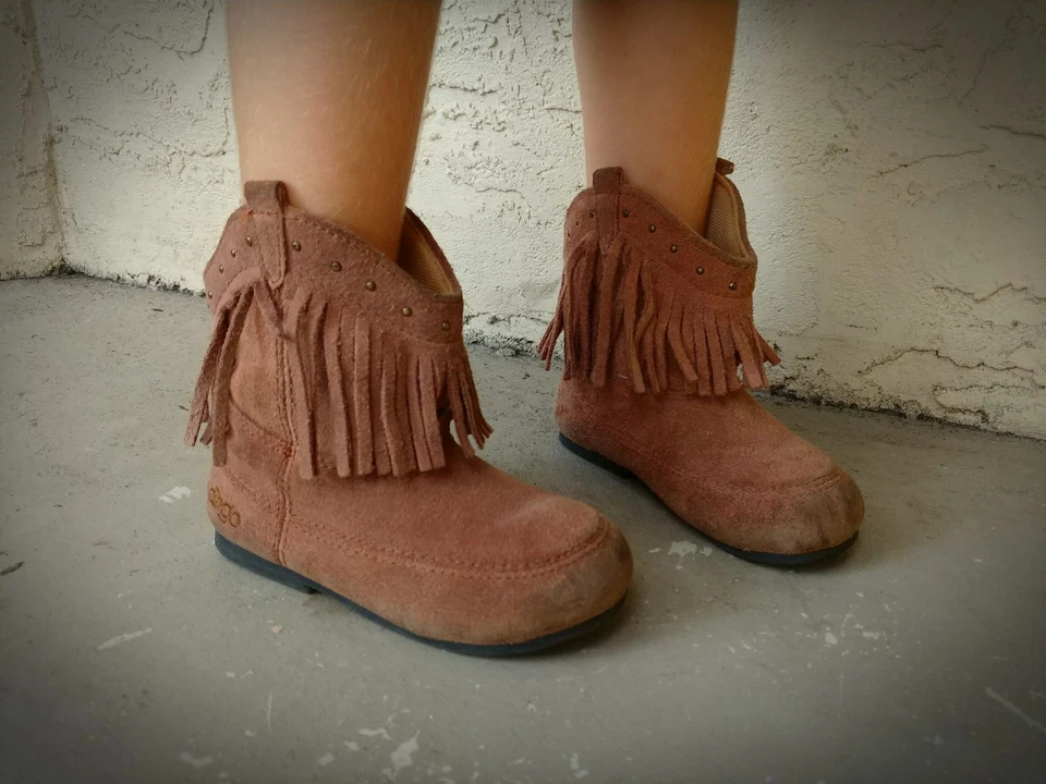 Botas vaqueras occidentales Dingo para niña pequeña talla 8 gamuza tostada flecos  Foto 1 de 4