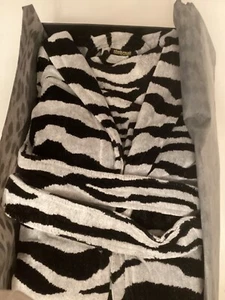 NIB Roberto Cavalli Unisex Painted Tiger Hooded Bathrobe Size L/XL - Picture 1 of 6