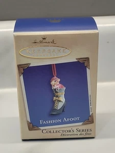 2002 Hallmark Keepsake Ornament Fashion Afoot 3rd in Series Porcelain - Picture 1 of 8