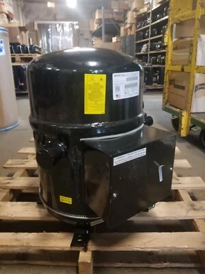 BRISTOL H92G244FRDF 20HP 244,000 BTU 230V 3PH 60HZ R-407C/R-22 A/C COMPRESSOR - Image 1 of 4