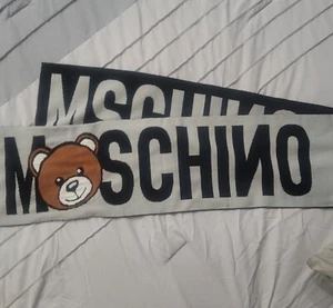 Kids Scarves - Picture 1 of 2