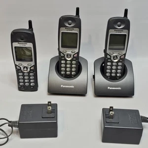 3 telefony bezprzewodowe Panasonic KX-TD7896 2 ładowarki i zasilacze OEM *Nieprzetestowane* - Zdjęcie 1 z 14