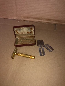 ANTIGUA MAQUINILLA DE AFEITAR GILLETTE COLOR DORADO - Imagen 1 de 8