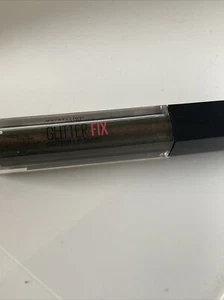Maybelline Glitter Fix Glitter Lucidalabbra Glitter SHADOW HUNTER - Foto 1 di 3