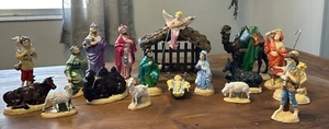 Vintage Atlantic Mold Ceramic Nativity Set. 1970โs COMPLETE 19 piece Set ๐ - Picture 1 of 23