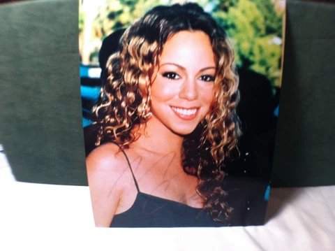 Mariah Carey Autograph Photo Cover