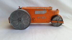 Beautiful 1950's Hubley #480 Kiddie Toys Metal Orange Diesel Steam Roller Toy