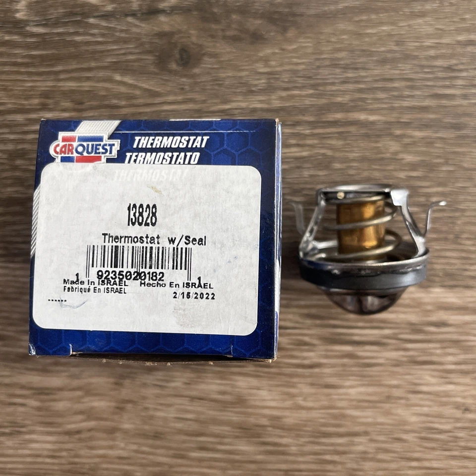 Termostato Carquest nuevo (13828) coches y camionetas Ford. Foto 1 de 2