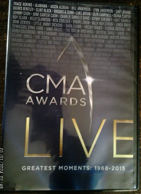 CMA Awards Live GREATEST MOMENTS: 1968-2015 *Missing Disc 2* Most discs Like New - Image 1 of 2