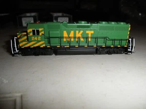 MKT               GP-40  -      w/ DCC & sound - Picture 1 of 4