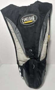 CamelBak Rogue Trinkrucksack 2,5L OHNE BLASE schwarz grau Wandern Laufen Reisen - Bild 1 von 13