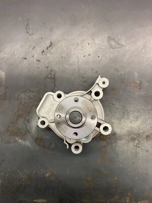 Hyundai Elantra 2.0 2009 bomba de agua Foto 1 de 2