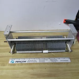 Variable Capacitor TRANSMITTING DUAL 38 to 560 pF 27 to 367 pF pF 1/4 in shaft - Picture 1 of 5