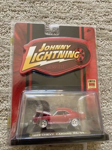 Chevy Camaro RS/SS 2007 JOHNNY LIGHTNING 1:64 1/1000 Chase Whitewalls 1969 - Imagen 1 de 11