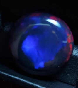 Huge Unique Black Opal Cabochon - Loose Natural Welo Opal gemstone 28.50 CTS - Picture 1 of 11