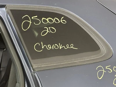 Driver Left Quarter Glass Fits 20-23 CHEROKEE 2719136 - Image 1 of 4