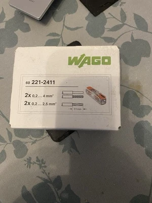 WAGO Connectors 221-2411 - Image 1 of 3
