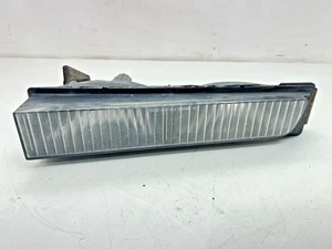 Lámpara antiniebla izquierda del lado del conductor Corvette 1984-90 OEM GM#165007031 con soporte - Imagen 1 de 14