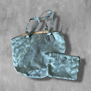 Coach Bag Getaway Signature Nylon Weekender Green turquoise Tote bag with pouch - Picture 1 of 7