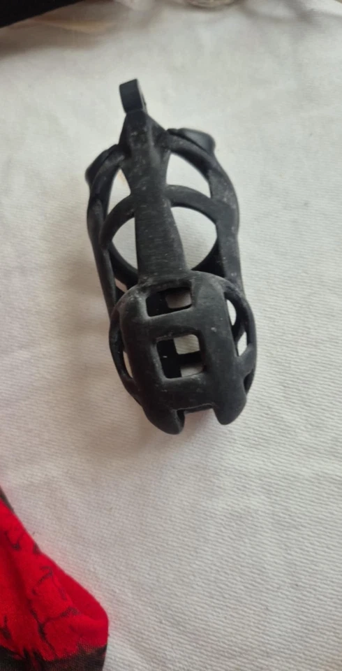 Cage de Chasteté Cage à Pénis Plastique Avec 5 Anneaux Mâle Chasteté Dispositif - Photo 1/1