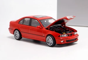 EY DCM 1:64 Red M5 E39 Sedan Sports Model Diecast Display Car - Picture 1 of 8