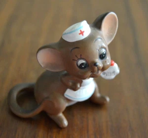 Figura De Colección JOSEF ORIGINALS Miniatura Enfermera Ratón KITSCH 2 3/4" Japón Figura - Imagen 1 de 6