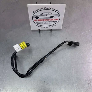 Tubos de línea de manguera de alimentación de combustible trasero Corvette C5 1999-03 con válvula de retención 10413425 OEM - Imagen 1 de 8