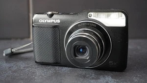 Olympus VG-170 14.0MP Digital Camera - Black - Picture 1 of 10