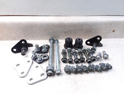 Suzuki GSXR 1100 1995 pernos de montaje del motor y accesorios de soporte GSXR1100-W PA AP-304 Foto 1 de 4