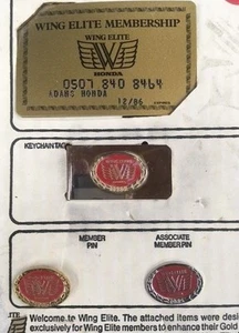 HONDA GOLD WING ELITE MEMBERSHIP CARDS PIN MONEY CLIP SET - VINTAGE - Imagen 1 de 9