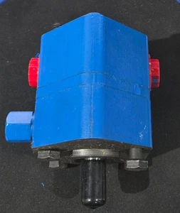 GRACO 557818 Meter-Flo Electric Pump NEW - Picture 1 of 6