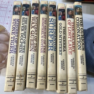 Carolyn Keene Hardcover Lot - Imagen 1 de 11